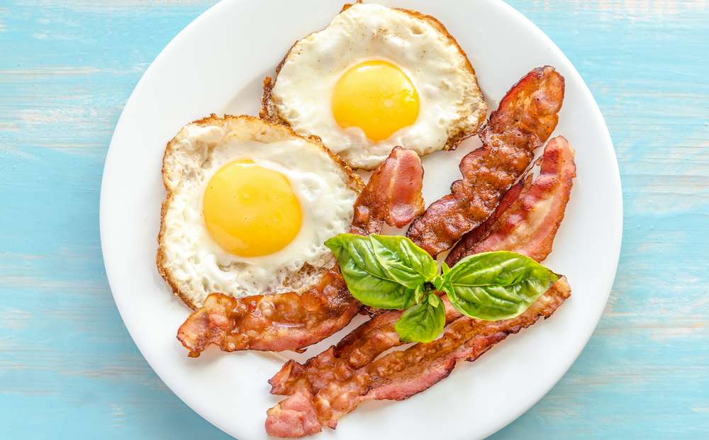 20 Small-Town Diners That Somehow Became Road-Trip Legends 17 shutterstock 221308459