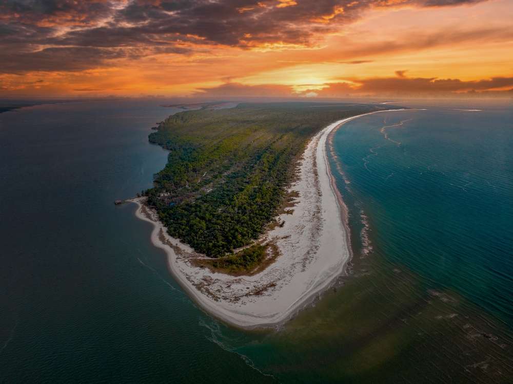 25 Remote U.S. Islands With Dark Histories Locals Don’t Like to Talk About 26 25 Remote U.S. Islands With Dark Histories Locals Don’t Like to Talk About