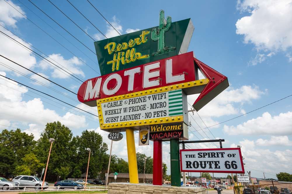 20 Motels With Horror-Movie Vibes That Are Still Open for Business 29 20 Motels With Horror-Movie Vibes That Are Still Open for Business