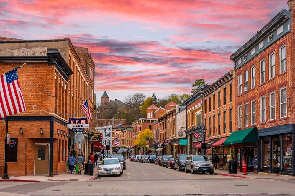 23 U.S. Destinations That Feel Like a Secret the Country’s Been Keeping 19 shutterstock 2427889245