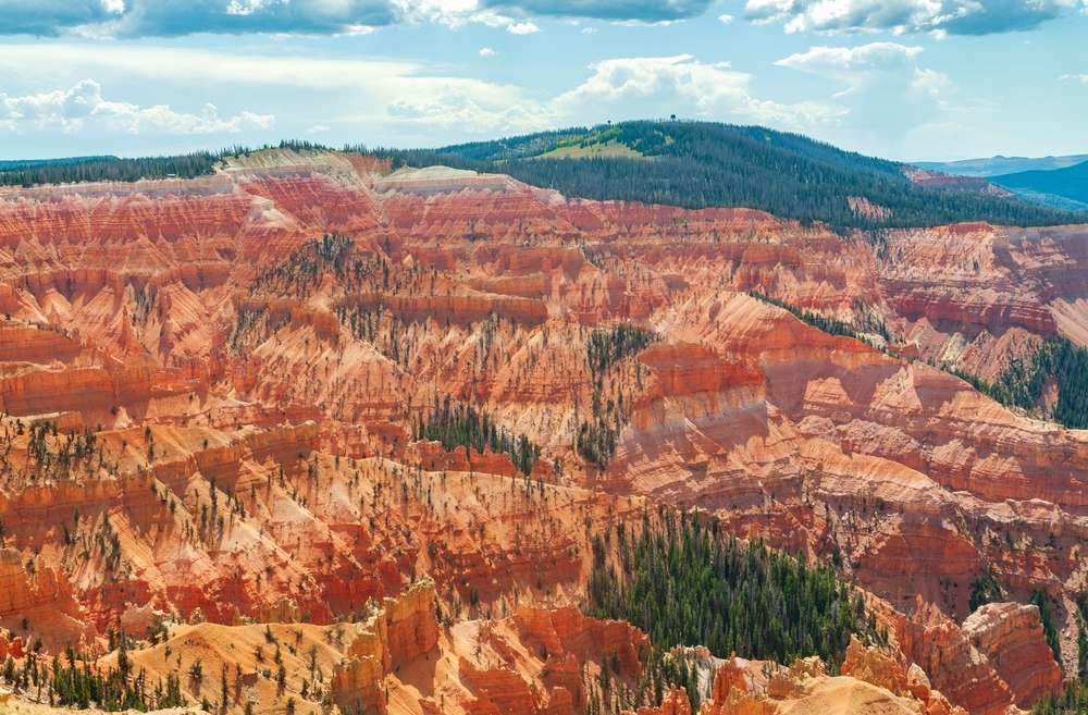 22 Breathtaking U.S. Places You’ll Be Kicking Yourself for Missing 2 shutterstock 2436005979