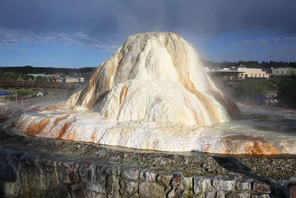 21 Natural Hot Springs in the U.S. You Can Soak In Year-Round 11 shutterstock 501107266