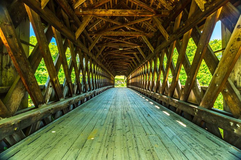 20 American Towns That Celebrate the Strangest Things 17 shutterstock 604515857