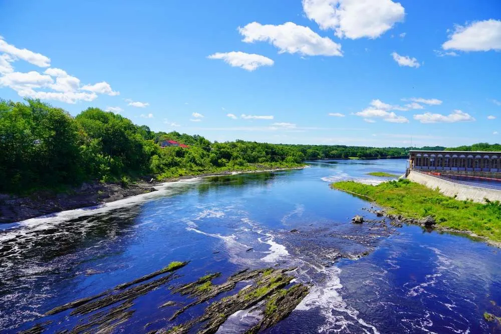 24 Forgotten Military Forts Across America With Chilling History 10 shutterstock 2177659585