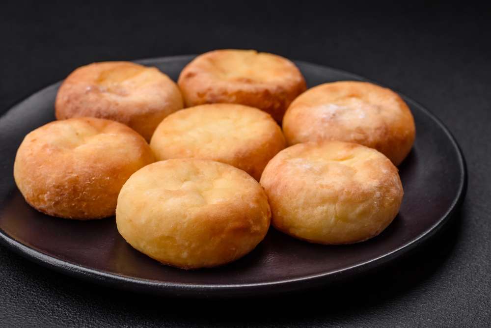 21 U.S. State Fair Foods That Went Way Too Far 20 shutterstock 2280300443