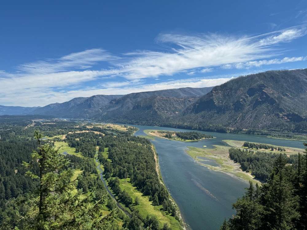 25 Epic U.S. Drives That Should Be on Everyone’s Bucket List 10 shutterstock 2577246125