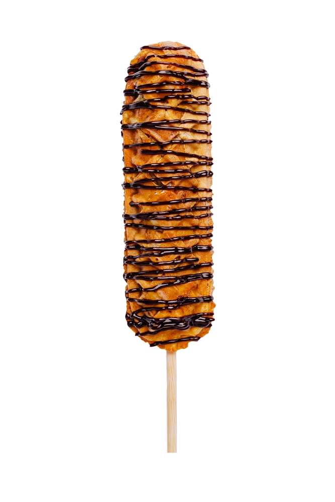 21 U.S. State Fair Foods That Went Way Too Far 6 shutterstock 2695136595