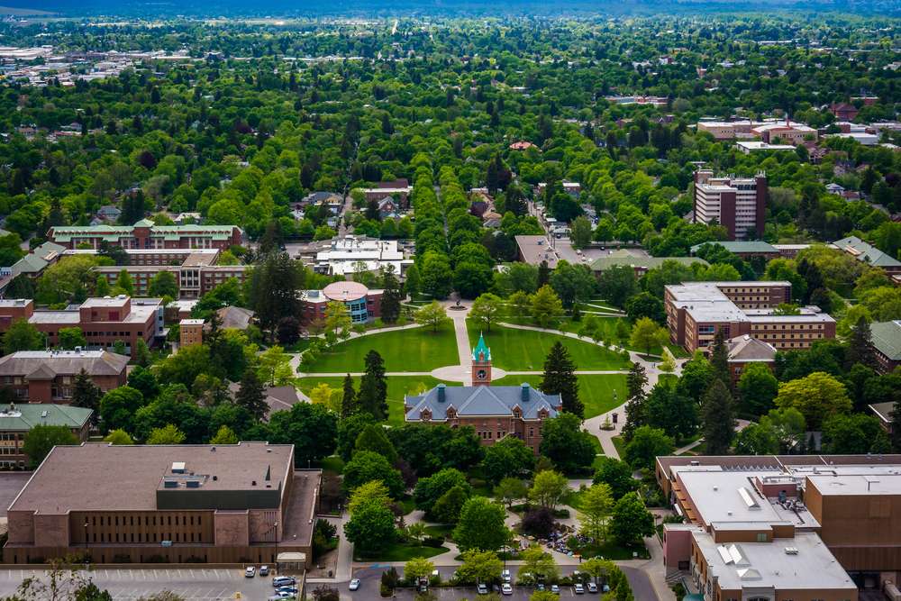22 Most Beautiful College Campuses in the U.S. 21 shutterstock 282466541