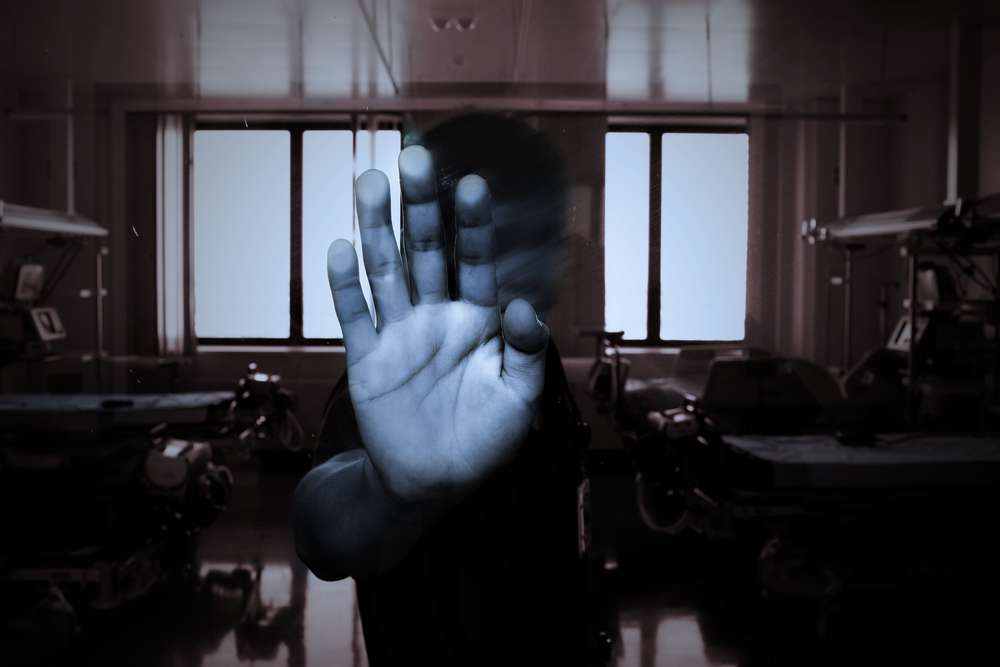 18 Eerie U.S. Hospitals and Asylums People Swear Are Still “Occupied” 3 shutterstock 364843049