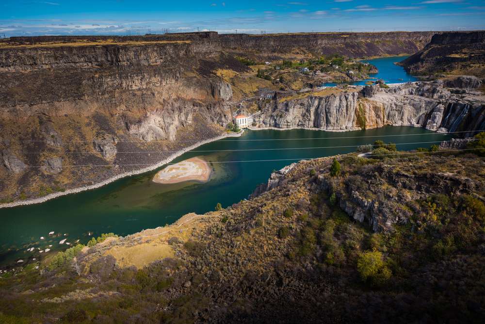22 Rivers So Wild They’ve Earned Nicknames That Sound Like Threats 4 shutterstock 511717891