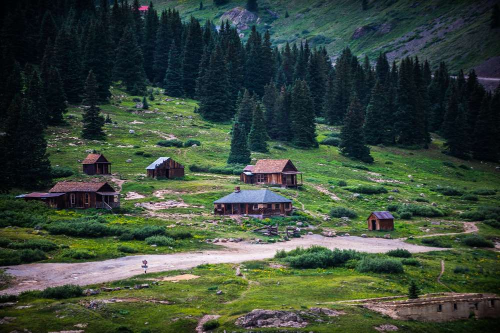 18 Creepy American Ghost Towns Locals Swear Are Still “Alive” at Night 27 18 Creepy American Ghost Towns Locals Swear Are Still “Alive” at Night