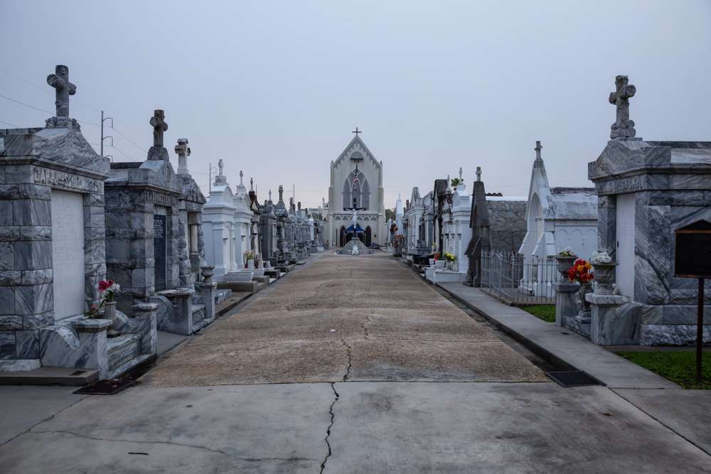 19 Beautiful Cemeteries in the U.S. You Didn’t Know Were Tourist Spots 15 shutterstock 1280400718