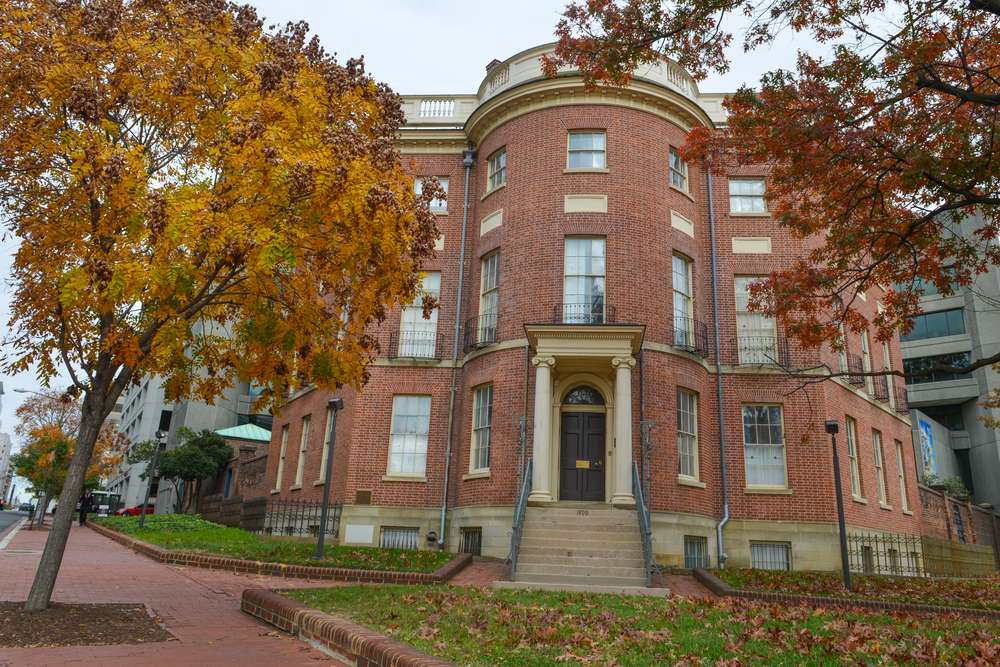 19 U.S. Mansions You Can Tour That Reveal Dark Histories 15 shutterstock 163392788