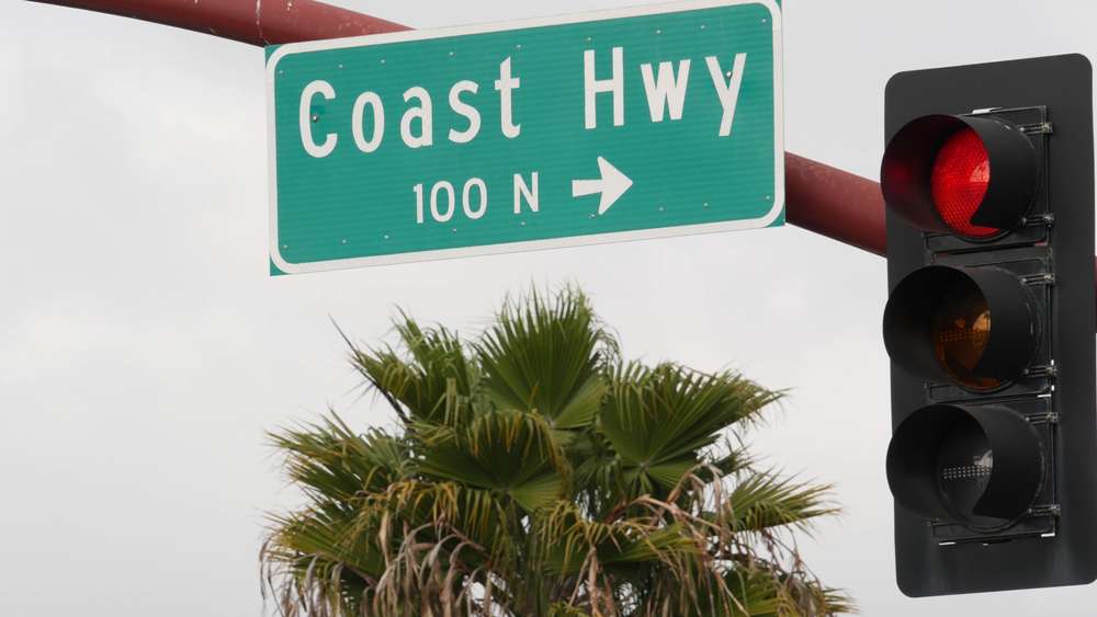 24 Eerily Beautiful U.S. Highways You’ll Never Forget Driving Once 17 shutterstock 1801801042
