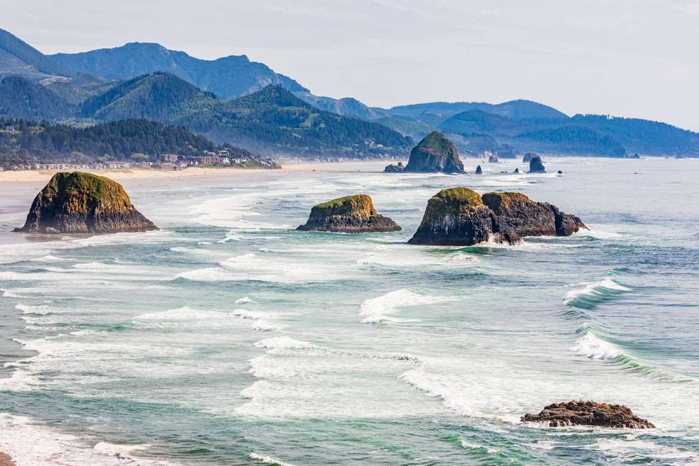21 Bucket-List Worthy Cabins You Can Actually Rent in the U.S. 3 21 Bucket-List Worthy Cabins You Can Actually Rent in the U.S.