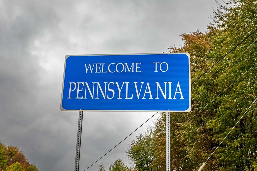 18 Eerie U.S. Hospitals and Asylums People Swear Are Still “Occupied” 5 shutterstock 2098816516
