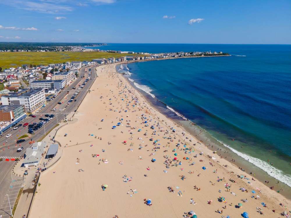 20 Beautiful U.S. Beaches Outside Florida and California 18 shutterstock 2286233481