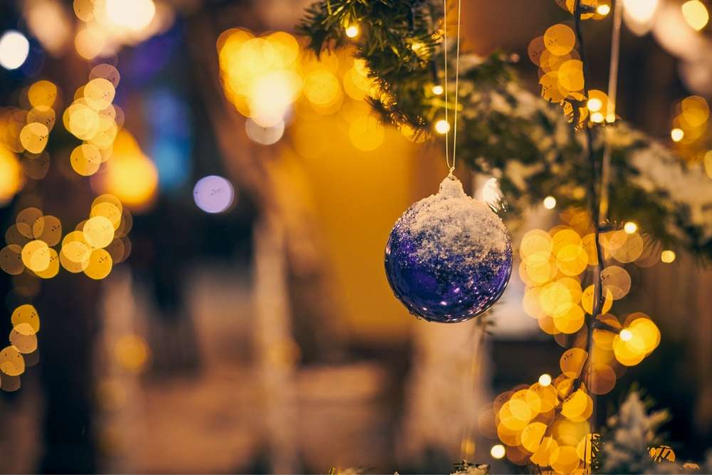 20 U.S. Towns That Celebrate Christmas All Year Long 15 shutterstock 2385430017