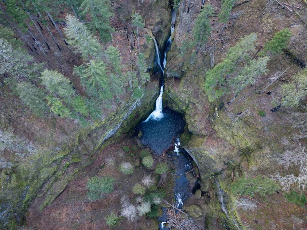 21 Scenic U.S. Waterfalls You Can Hike to Without the Crowds 22 shutterstock 2577325945 1