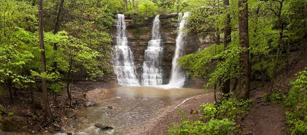21 Scenic U.S. Waterfalls You Can Hike to Without the Crowds 12 shutterstock 2624687625