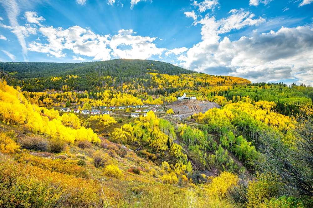 20 Underwater American Towns Drowned by Progress—and Still Visible 17 shutterstock 2646097825