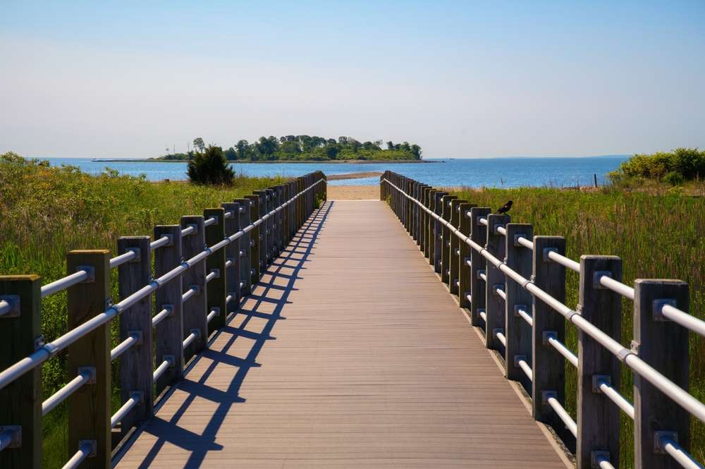 20 Beautiful U.S. Beaches Outside Florida and California 21 shutterstock 2667582789