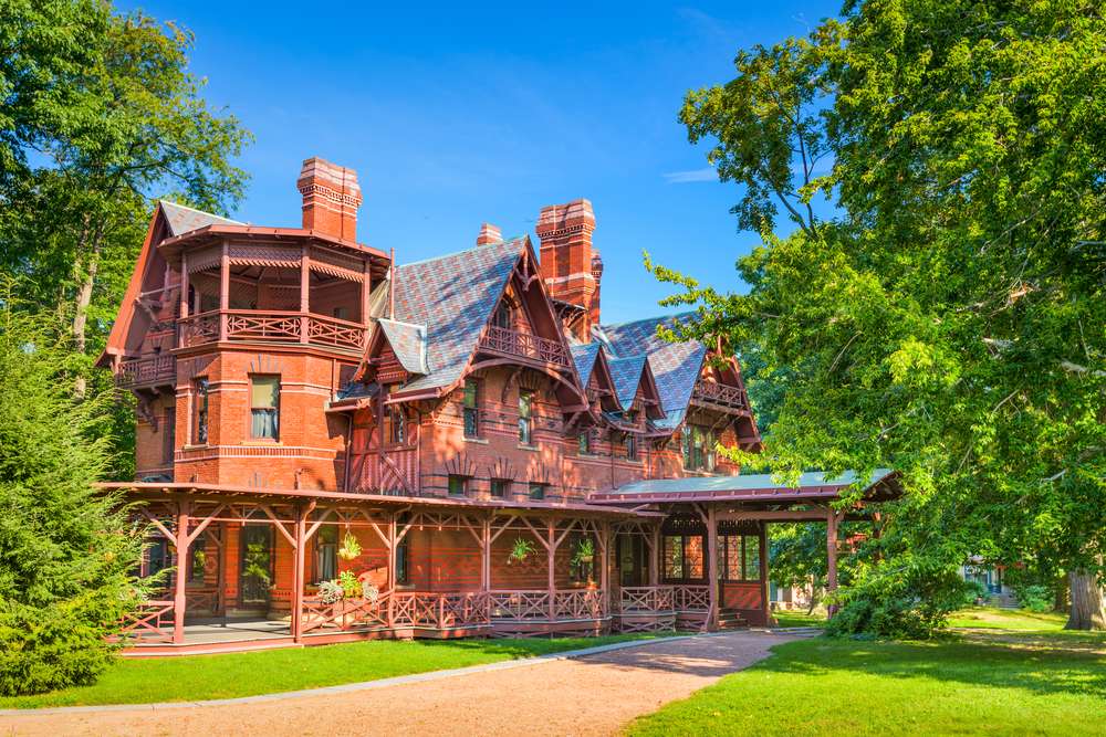 19 U.S. Mansions You Can Tour That Reveal Dark Histories 30 19 U.S. Mansions You Can Tour That Reveal Dark Histories
