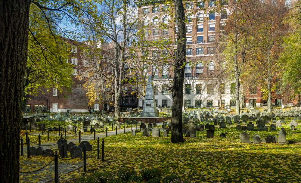 19 Beautiful Cemeteries in the U.S. You Didn’t Know Were Tourist Spots 13 shutterstock 575832055