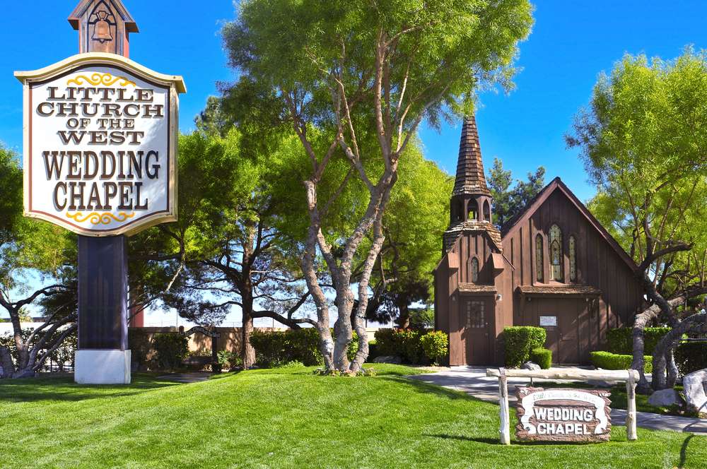 17 Stunning American Churches You Don’t Have to Be Religious to Appreciate 11 shutterstock 95053030