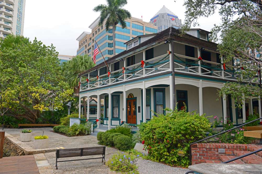 25 American Mansions With Stories Darker Than Their History Books Admit 20 25 American Mansions With Stories Darker Than Their History Books Admit