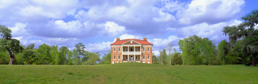 23 American Mansions So Massive You’ll Think They’re Fake 16 shutterstock 177468179