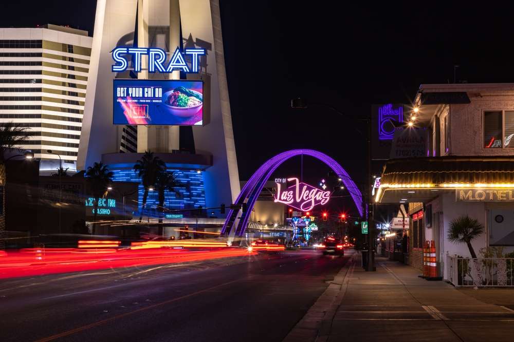 22 U.S. Tourist Traps With Backstories Way Darker Than the Souvenirs 17 shutterstock 2280915391
