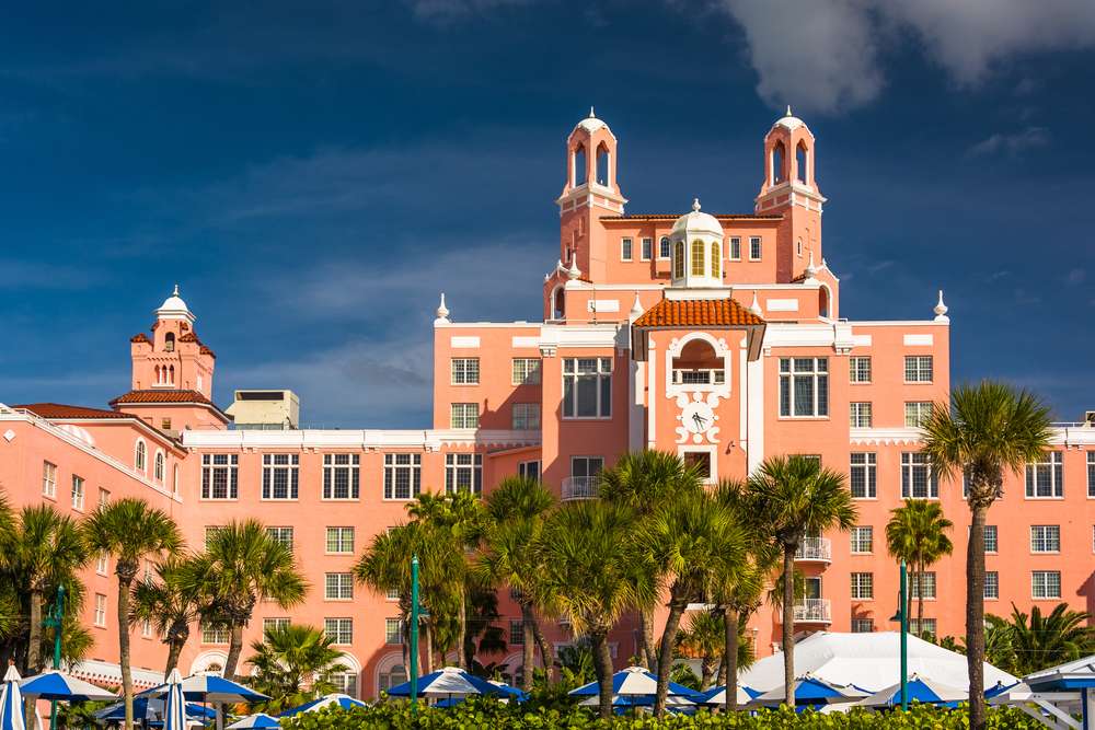 22 Small Hotels With the Most Unhinged Guest Reviews 11 shutterstock 238051771