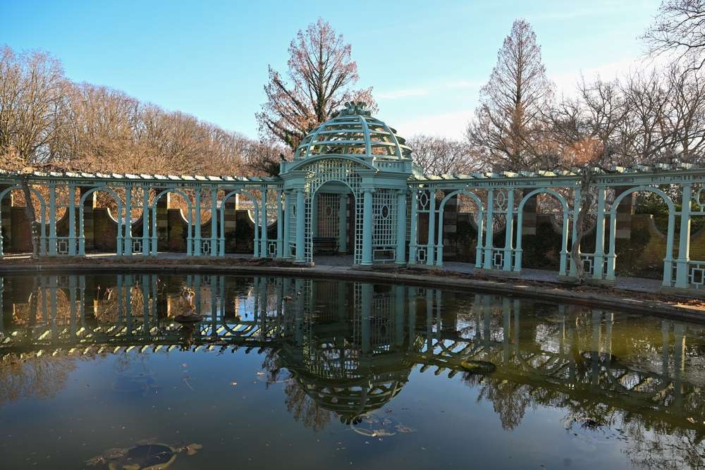 23 American Mansions So Massive You’ll Think They’re Fake 19 shutterstock 2519460989