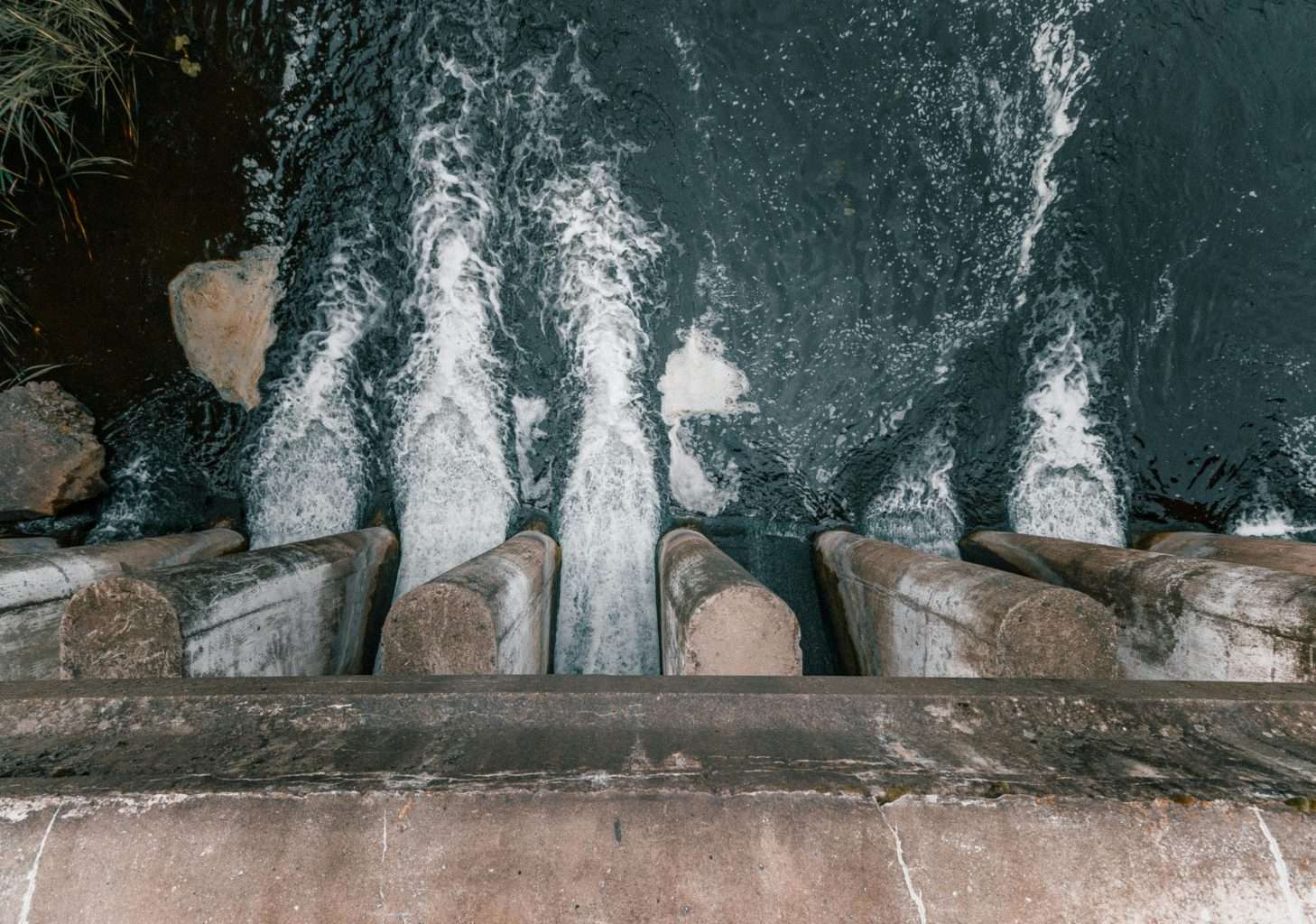 20 Underwater American Towns Drowned by Progress—and Still Visible 8 pexels moklebust 9384849