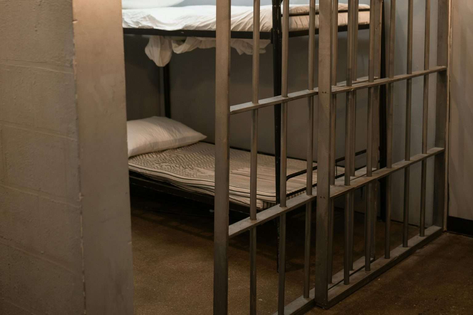 22 American Prisons Turned Tourist Attractions With Stories That Stick 23 pexels rdne 6064890