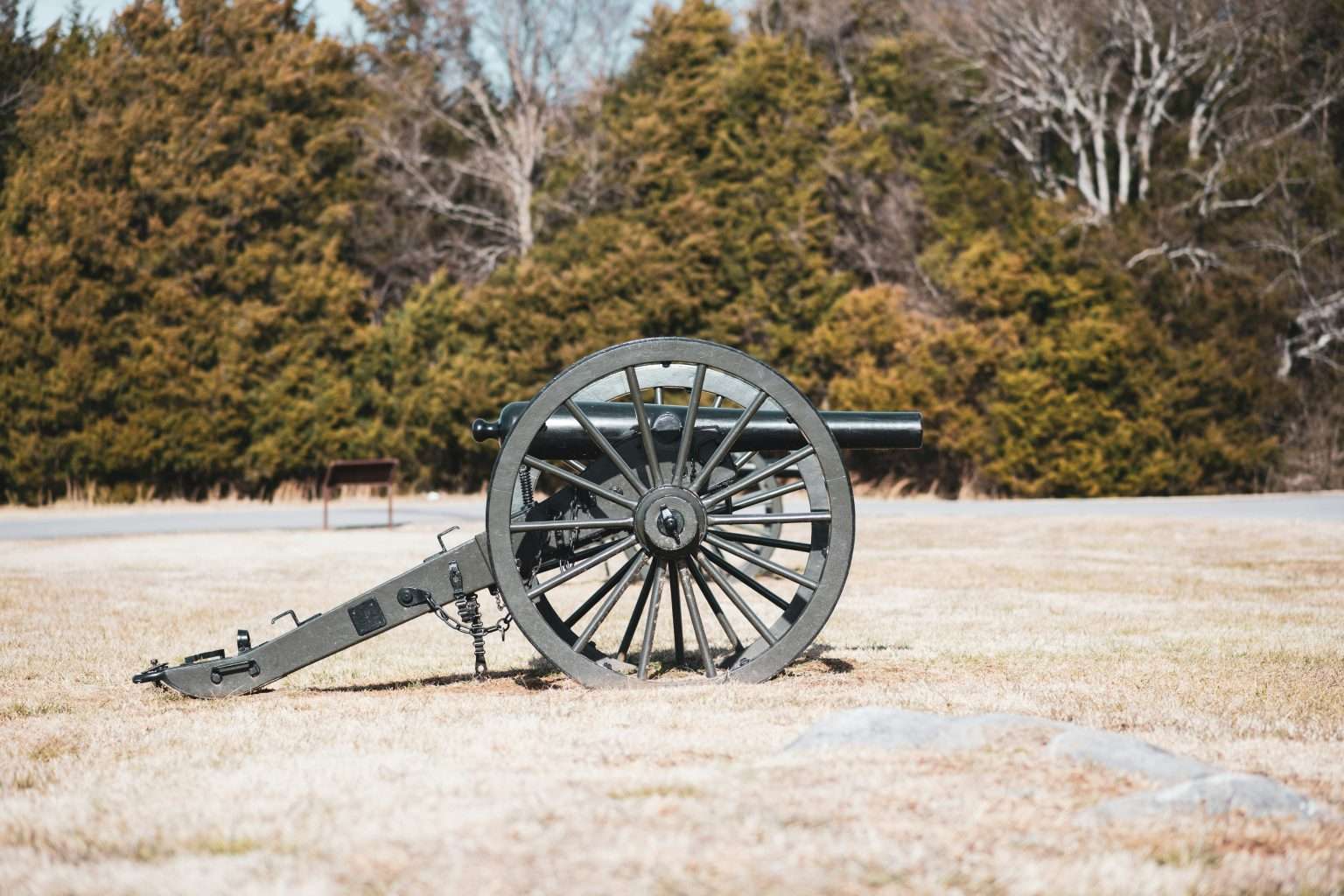 21 Forgotten American Battlefields Where the Silence Feels Wrong 20 pexels zante 6498632 1