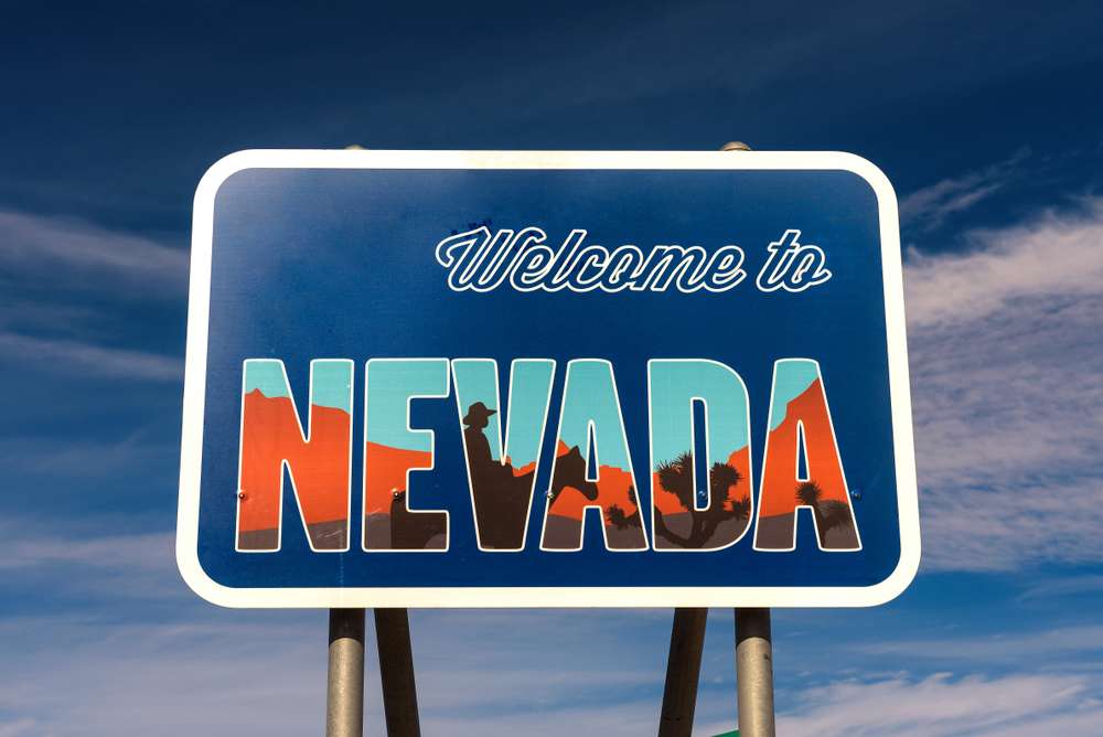 24 U.S. State Lines Where Crossing Over Feels Like a Different World 13 24 U.S. State Lines Where Crossing Over Feels Like a Different World