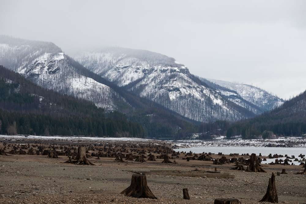20 Underwater American Towns Drowned by Progress—and Still Visible 3 shutterstock 2624986707