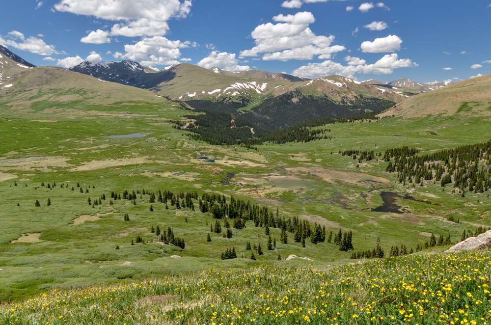 26 Hiking Trails That Start Easy and Turn Brutal Fast 23 shutterstock 1389365060
