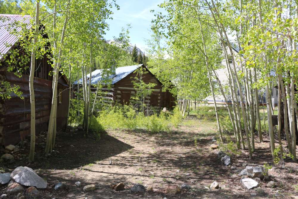 26 Ghost Towns That Still Feel Weirdly Not Empty 11 shutterstock 1446410669 1
