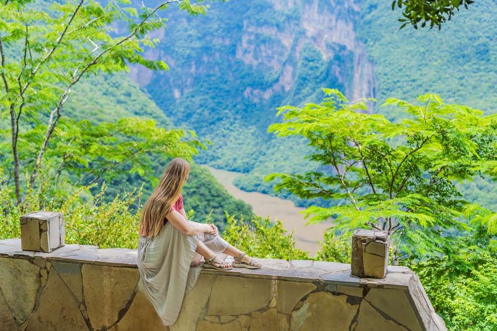 23 Canyons, Ravines, and Drop-Offs That Make Your Knees Weak 25 23 Canyons, Ravines, and Drop-Offs That Make Your Knees Weak