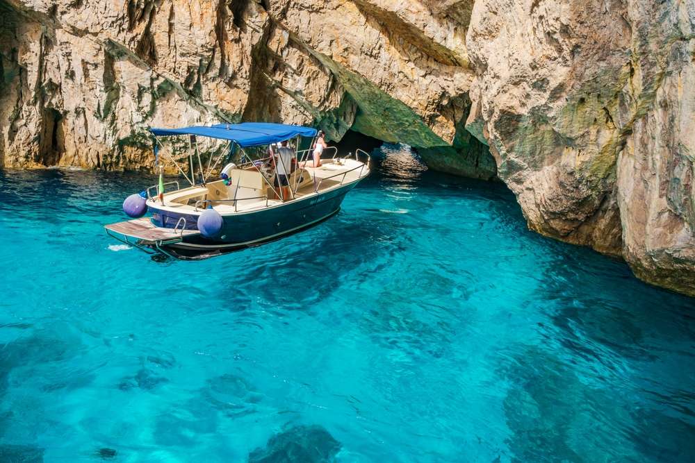 25 Places You’re Allowed to Visit… But Only If You Follow Strange Rules 11 shutterstock 2374988297