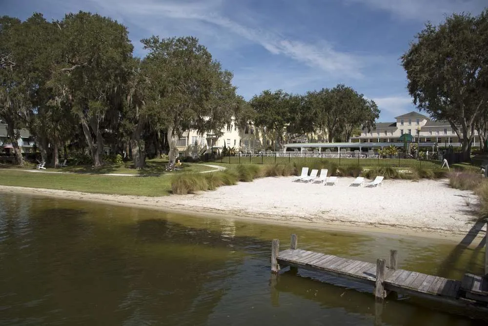 21 Small U.S. Towns That Feel More Special Than Any Big City 3 shutterstock 519812074
