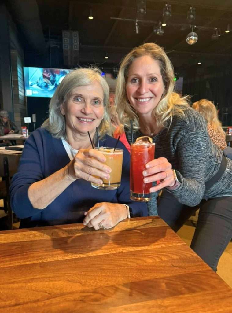 A Girls Trip to Fort Wayne With the Unexpected 10 Fort Wayne Club Room at the Clyde 2